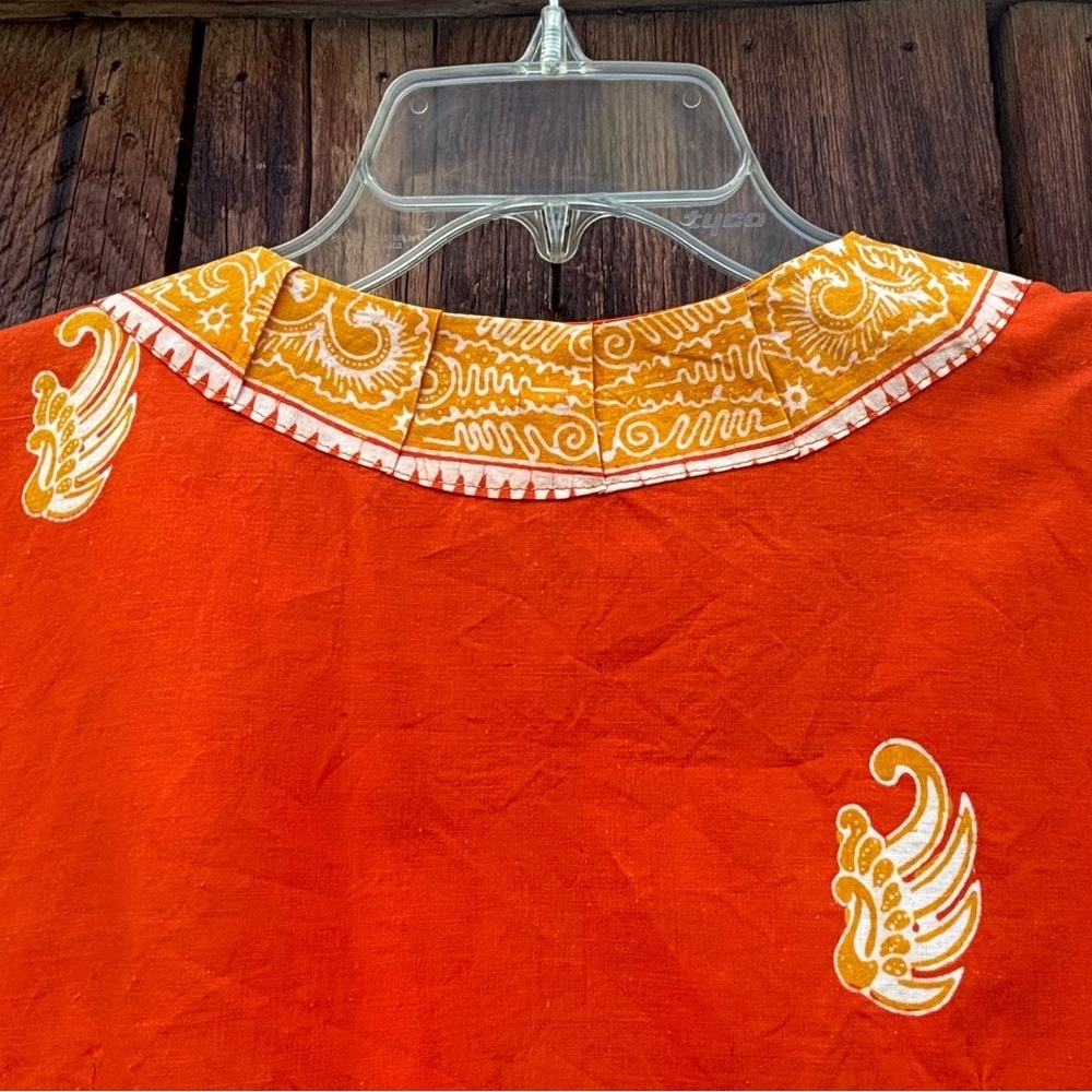 Bali Handmade Orange Gold Batik Top & Wraparound skirt. Vintage 1990’s size S - Picture 4 of 16